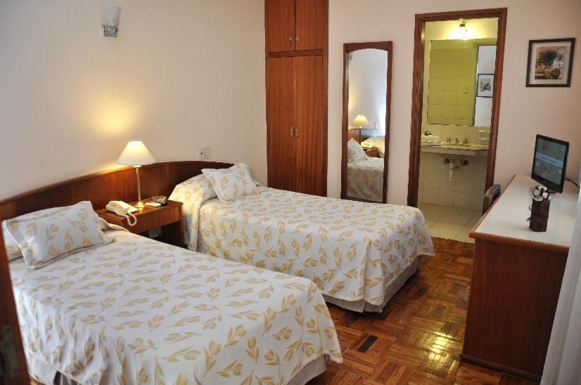 Hotel Los Cedros Salto Zewnętrze zdjęcie